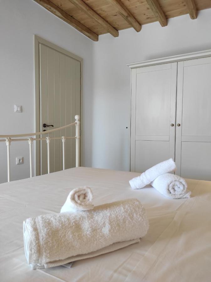 Holiday home Traditional In Chora #3